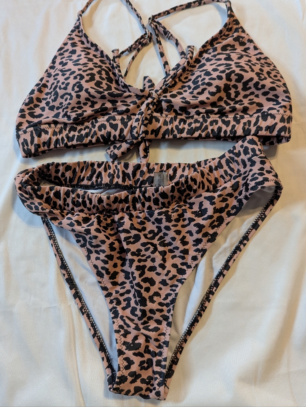Ladies Blooming Jelly Leopard Print 2 Piece Bikini Size Medium